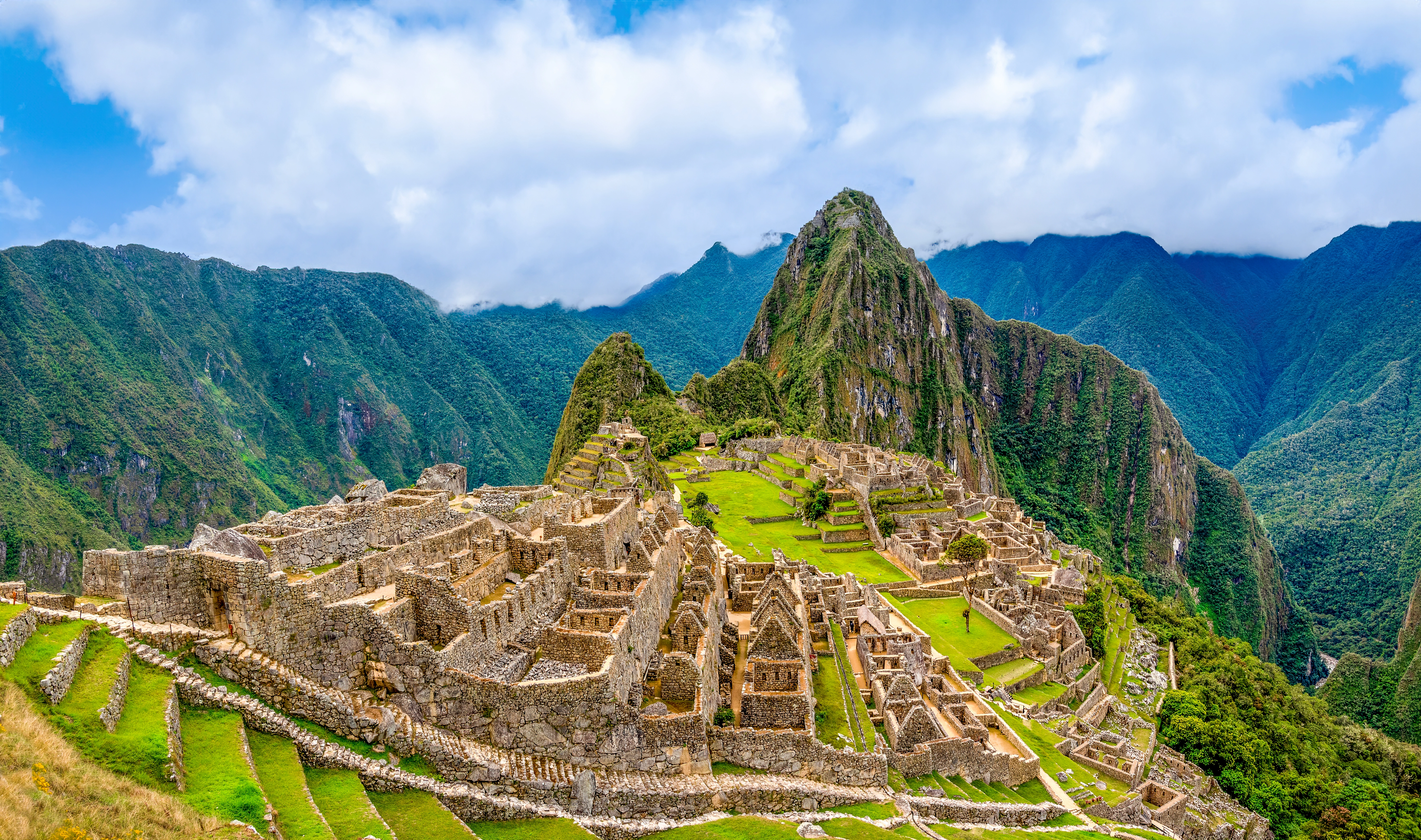 Citadelle inca du Machu Picchu dans les Andes péruviennes