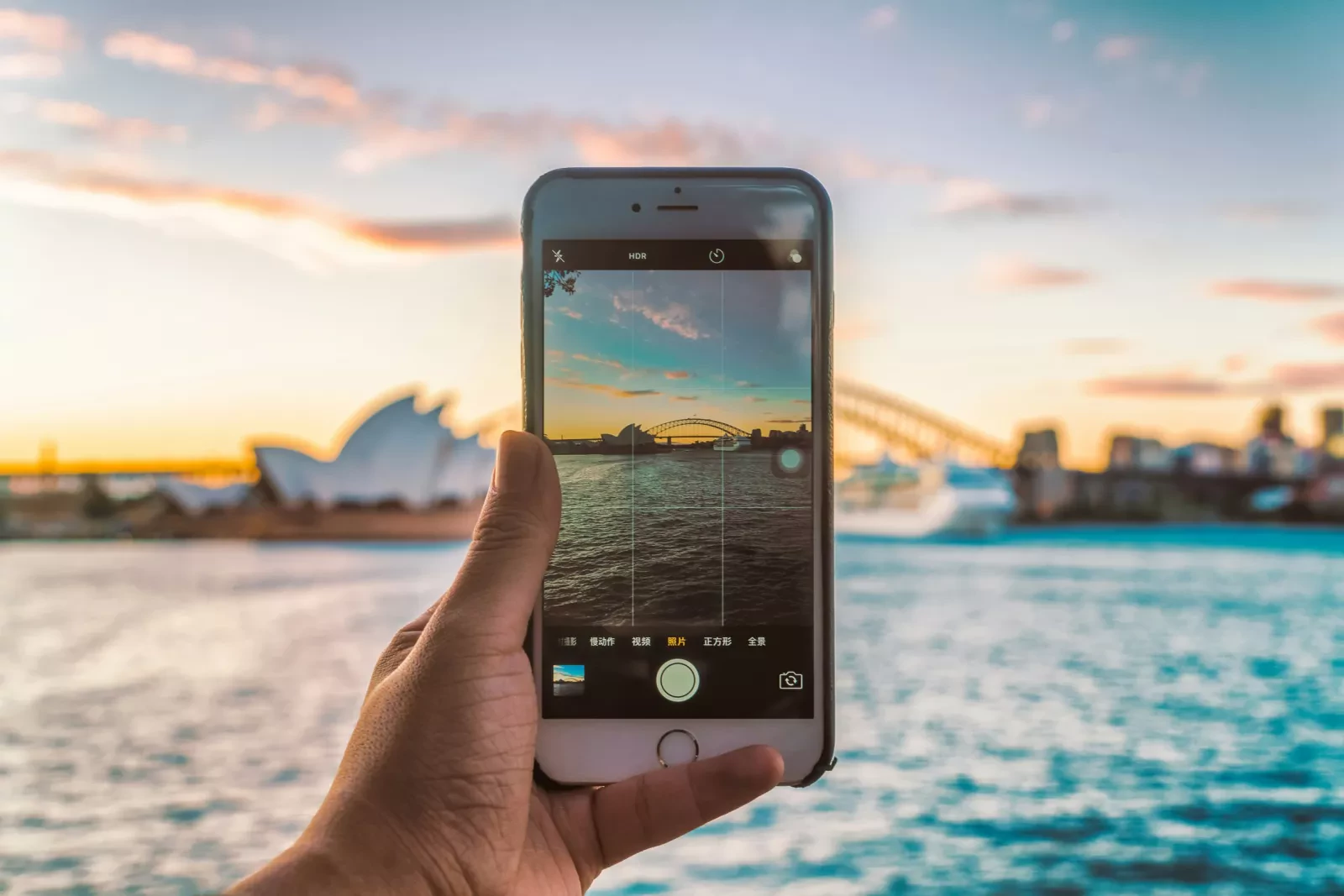 Voyager seul(e) : 20 applications utiles